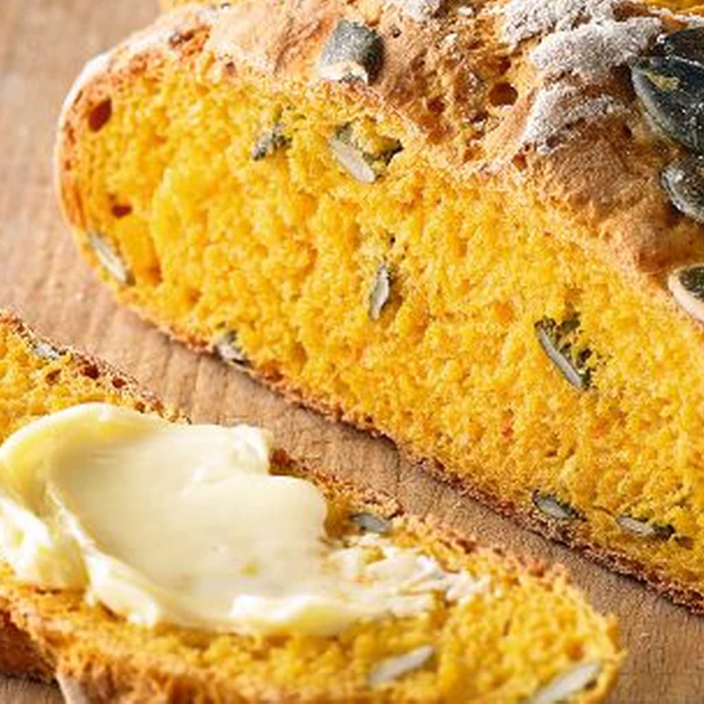 Kürbisbrot mit Kernen Kürbisbrot mit Kernen