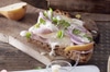 Panino mit Vitello tonnato und Birne
