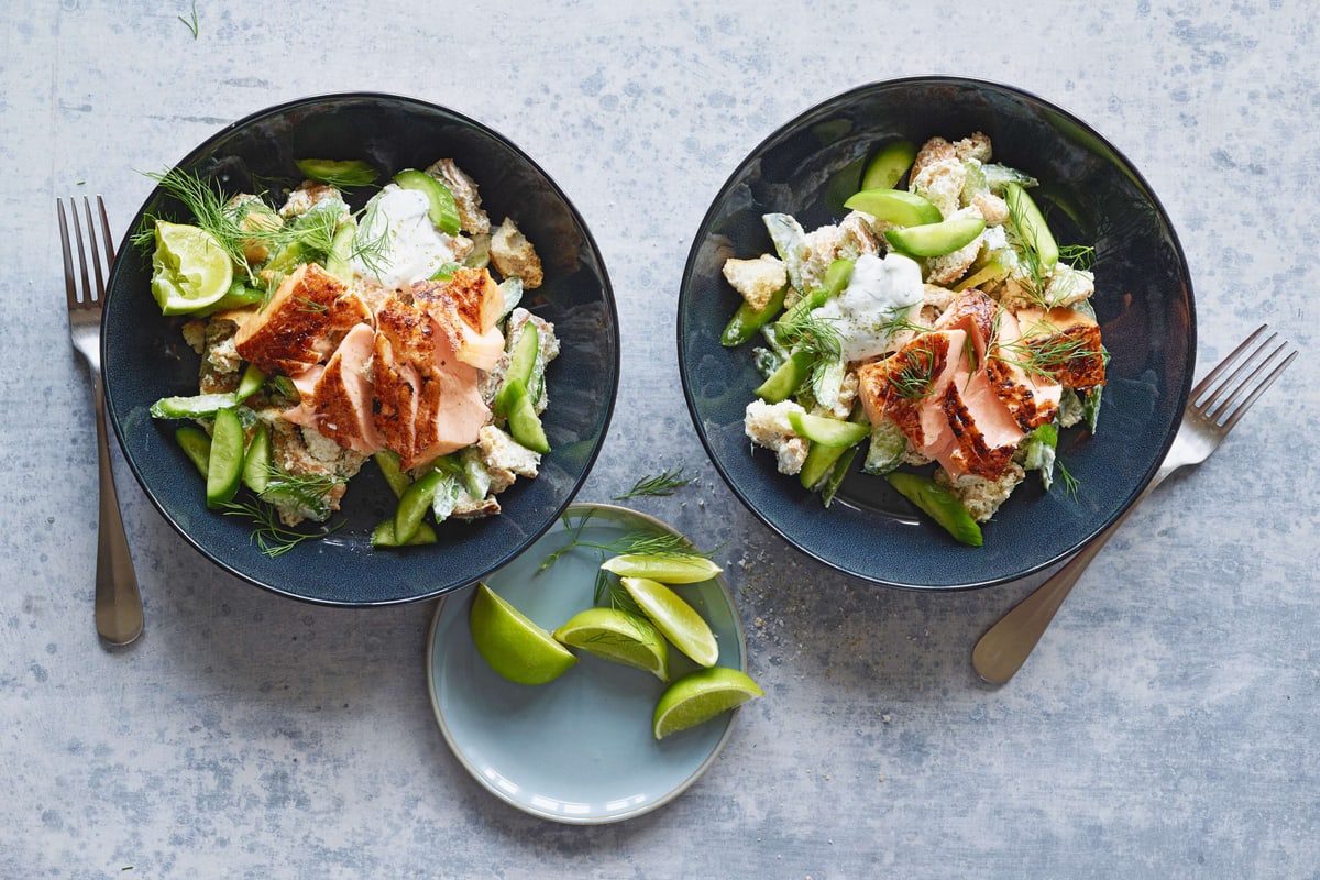 Knuspriger Gurken-Lachs-Salat | Migros iMpuls