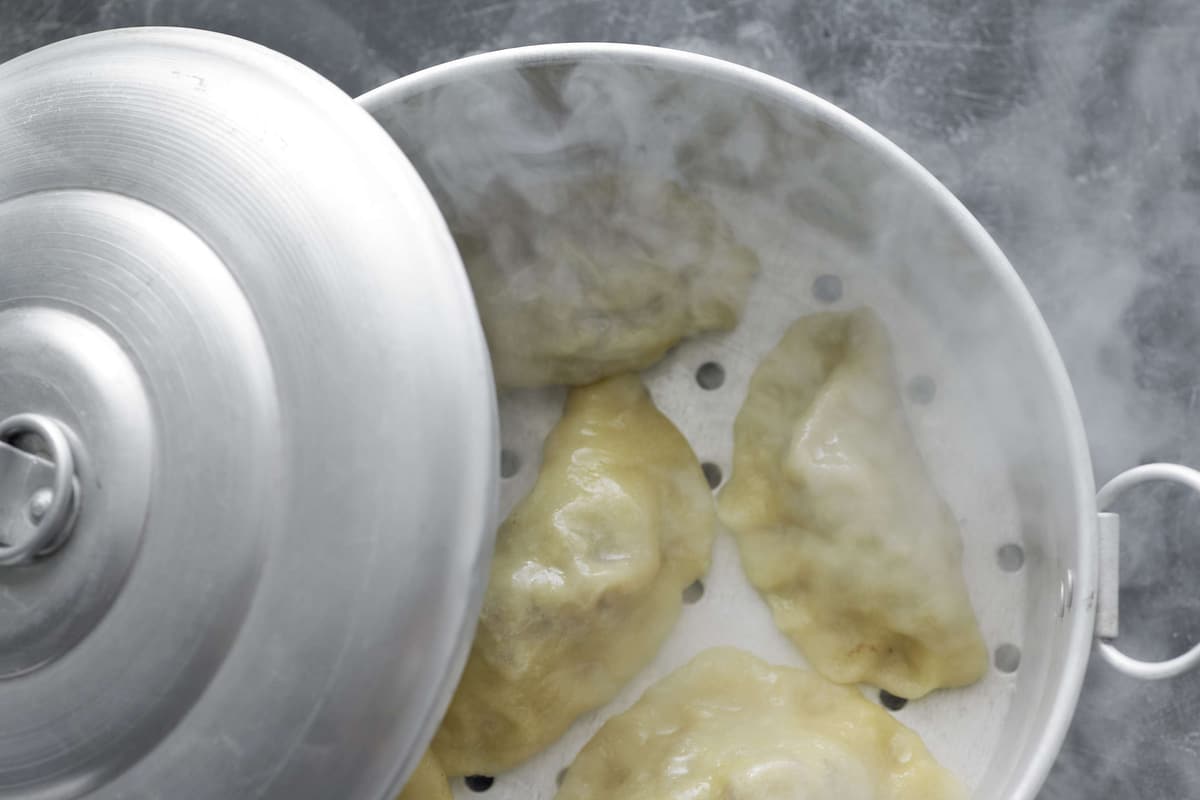Momos mit Garam Masala
