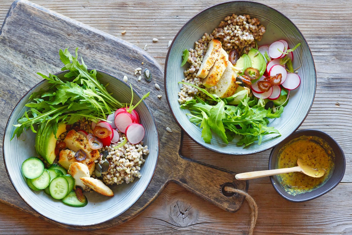 Salad-Bowl mit Poulet
