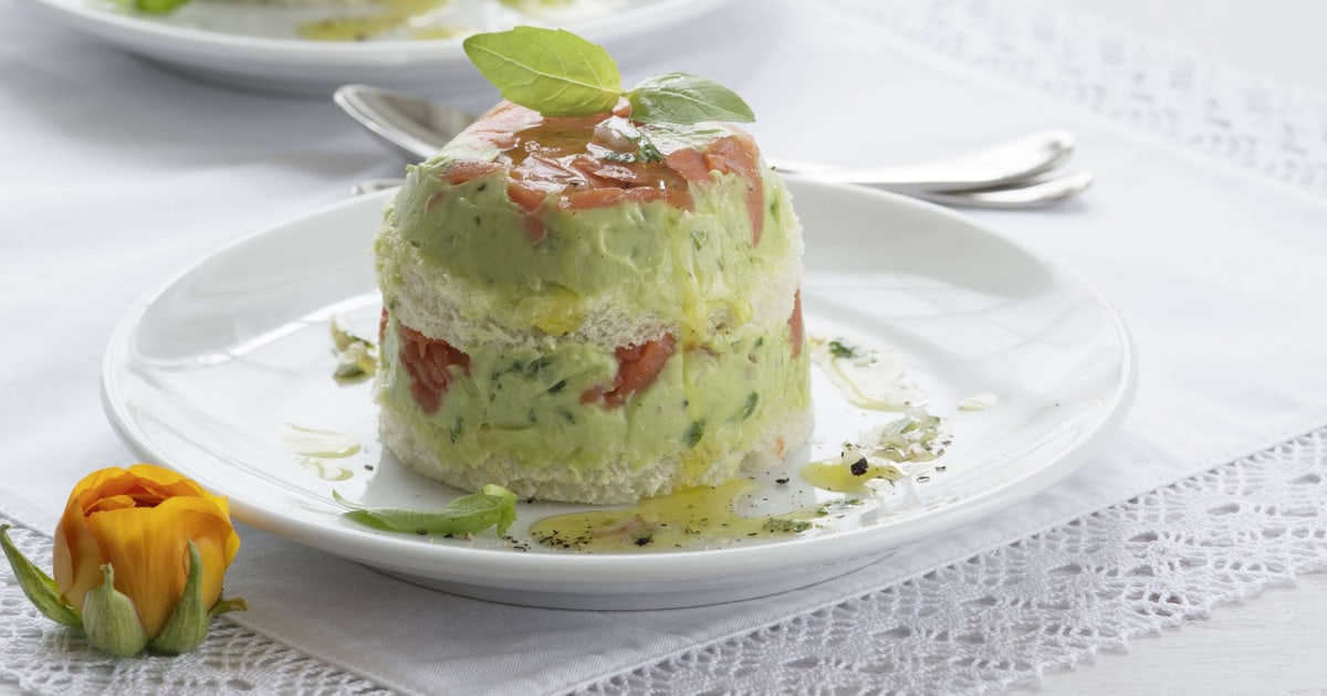 Lachstürmchen mit Vinaigrette | Rezept