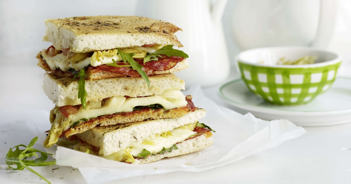 Hot Sandwich mit Mozzarella | Migusto Hot Sandwich mit Mozzarella | Migusto