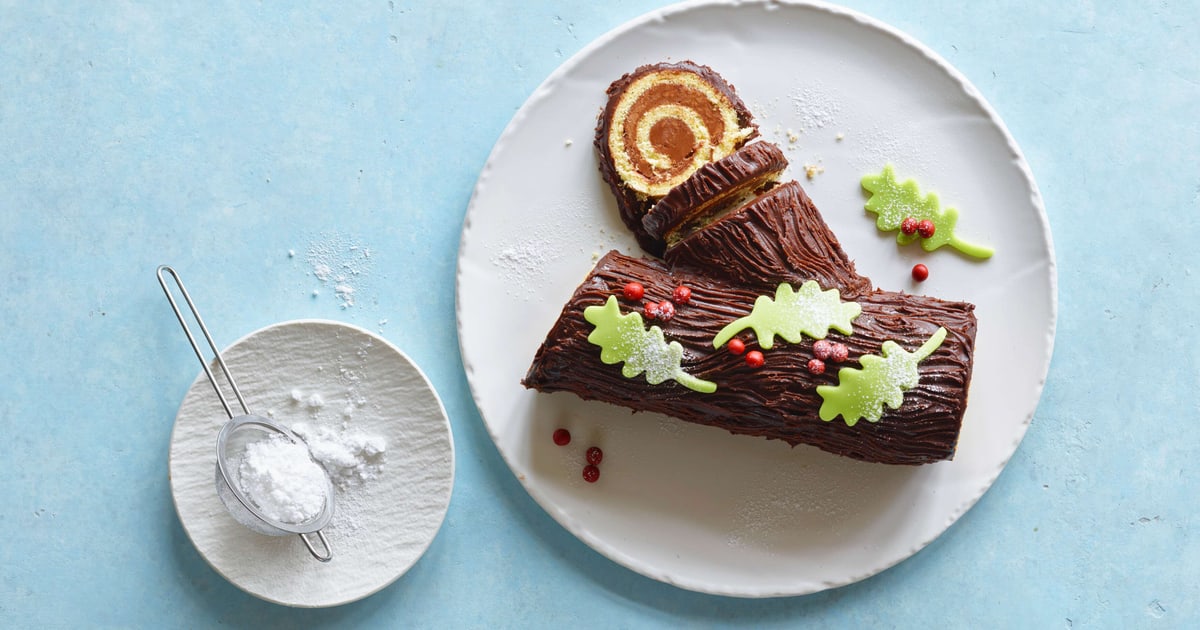 Ricetta Torta al cioccolato con decorazioni di marzapane