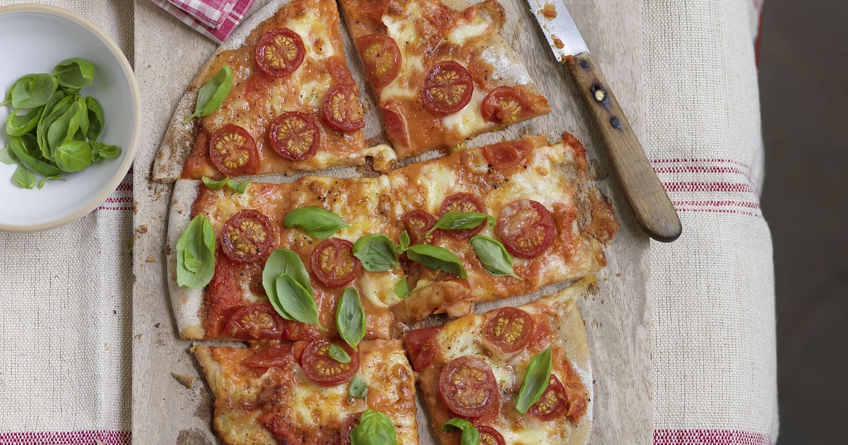 Pizza mit Tomaten | Migusto