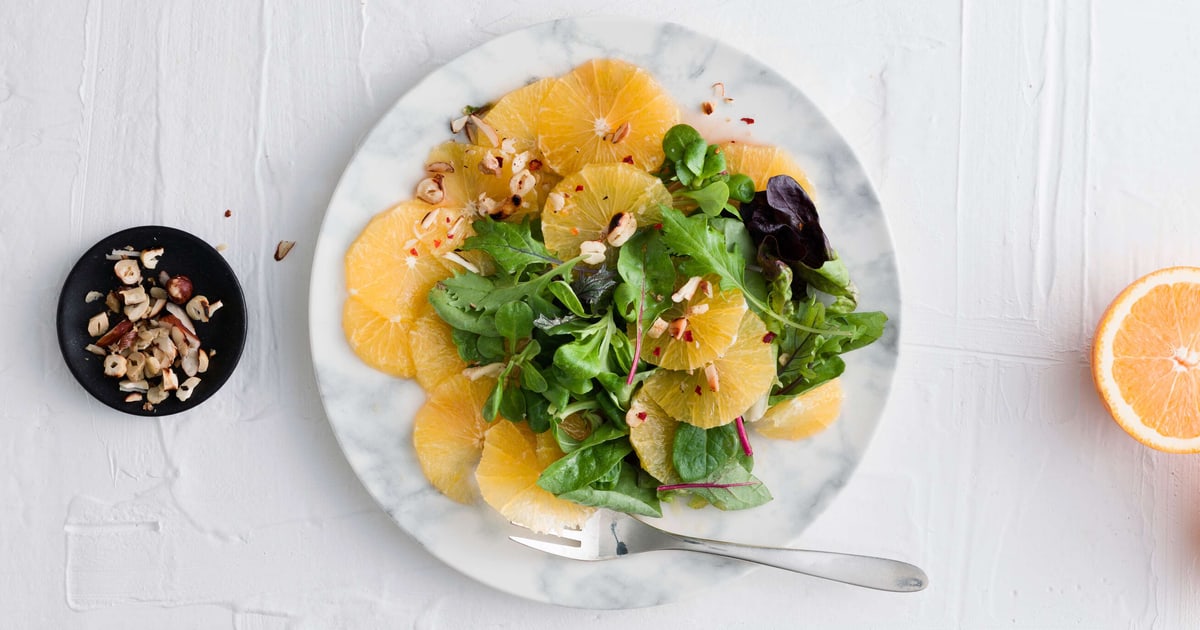 Pikanter Orangensalat mit Nüssen | Rezept