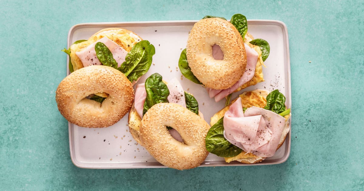 Schinken-Ei-Bagelsandwich | Rezept
