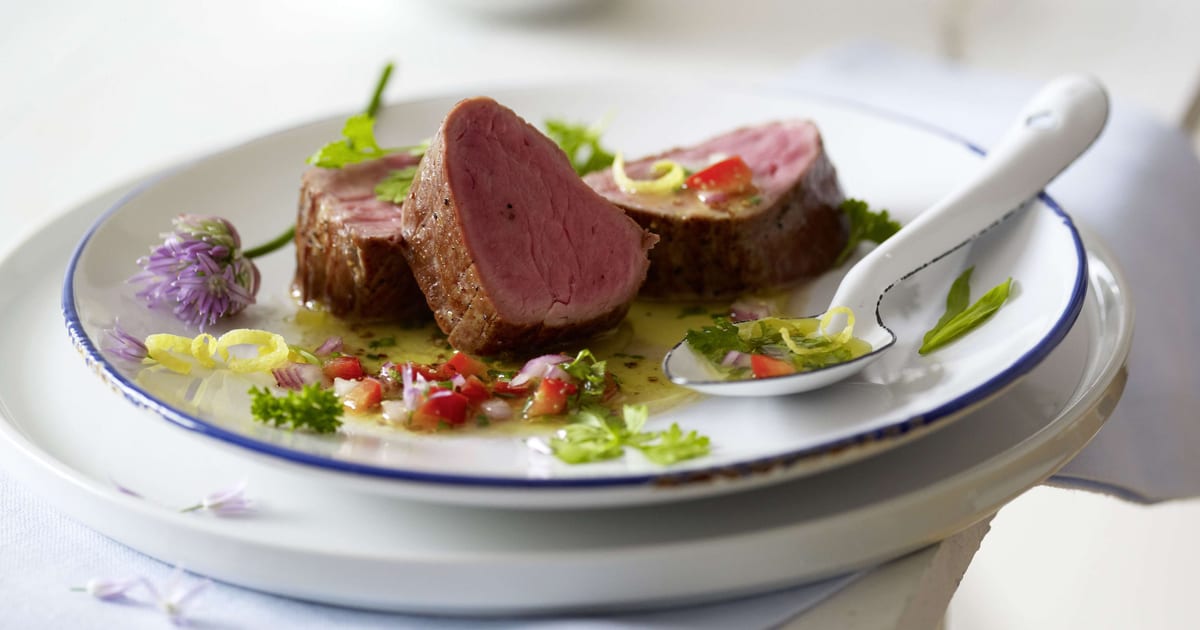Schweinsmedaillons mit Kräutervinaigrette | Rezept