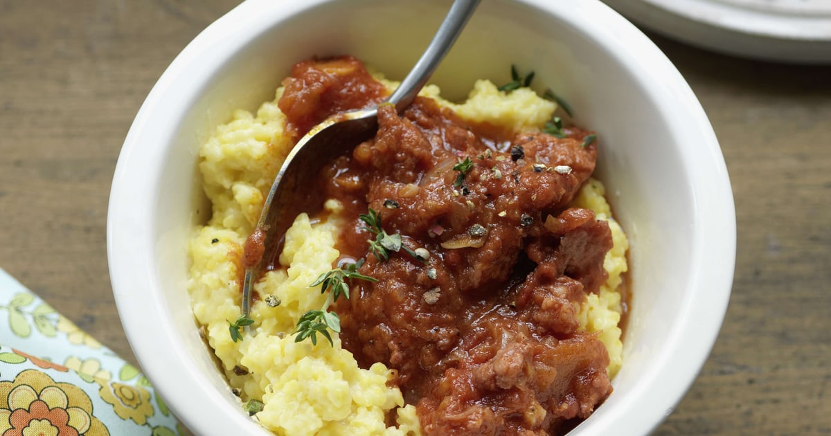 Polenta con sugo alla salsiccia | Migusto