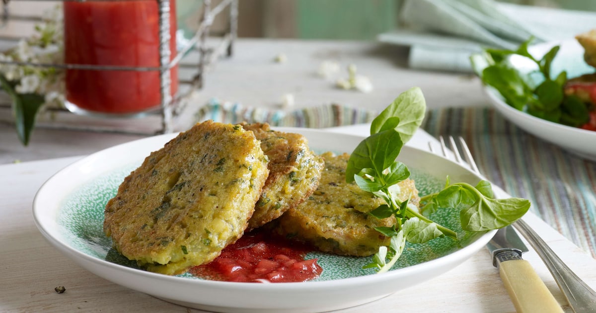 Kichererbsen-Minze-Tätschli mit Erdbeer-Vinaigrette | Rezept