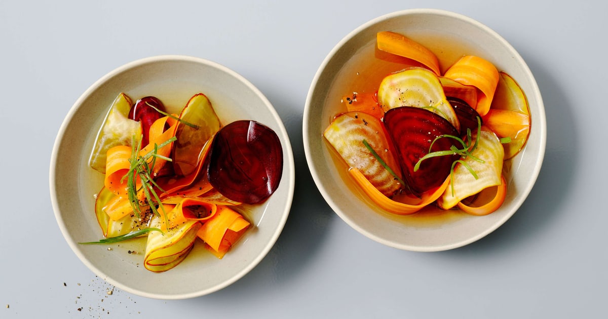 Gemüsebouillon mit Randen und Karotten Migusto