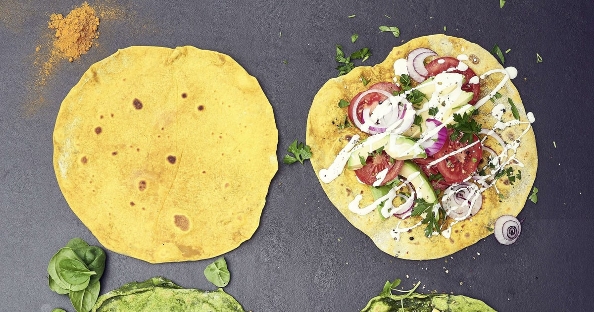 Gelbe Tortilla mit Avocado und Tomaten | Rezept