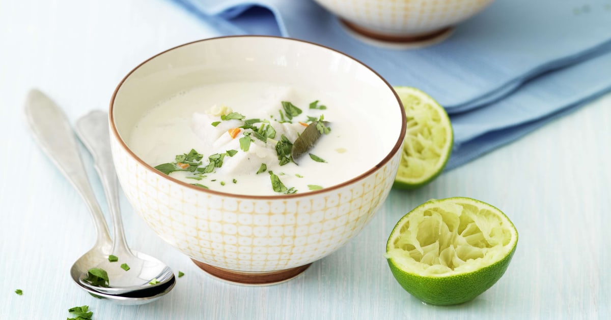 Kokossuppe mit Koriander und Seelachs | Rezept
