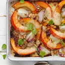 Courge gratinée aux noix et au fromage