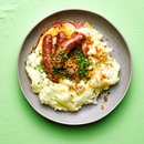 Purée au chou-fleur avec petites saucisses