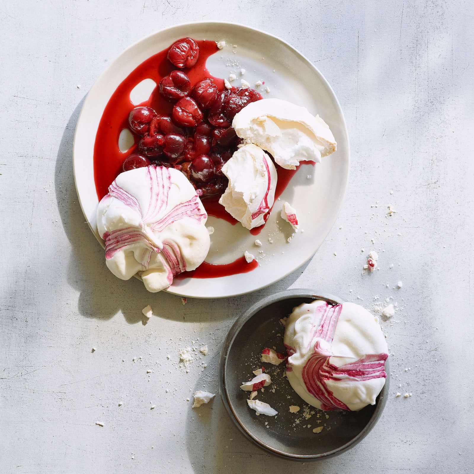 Kirschen-Ingwer-Sorbet mit Mandelkrokant | Rezept