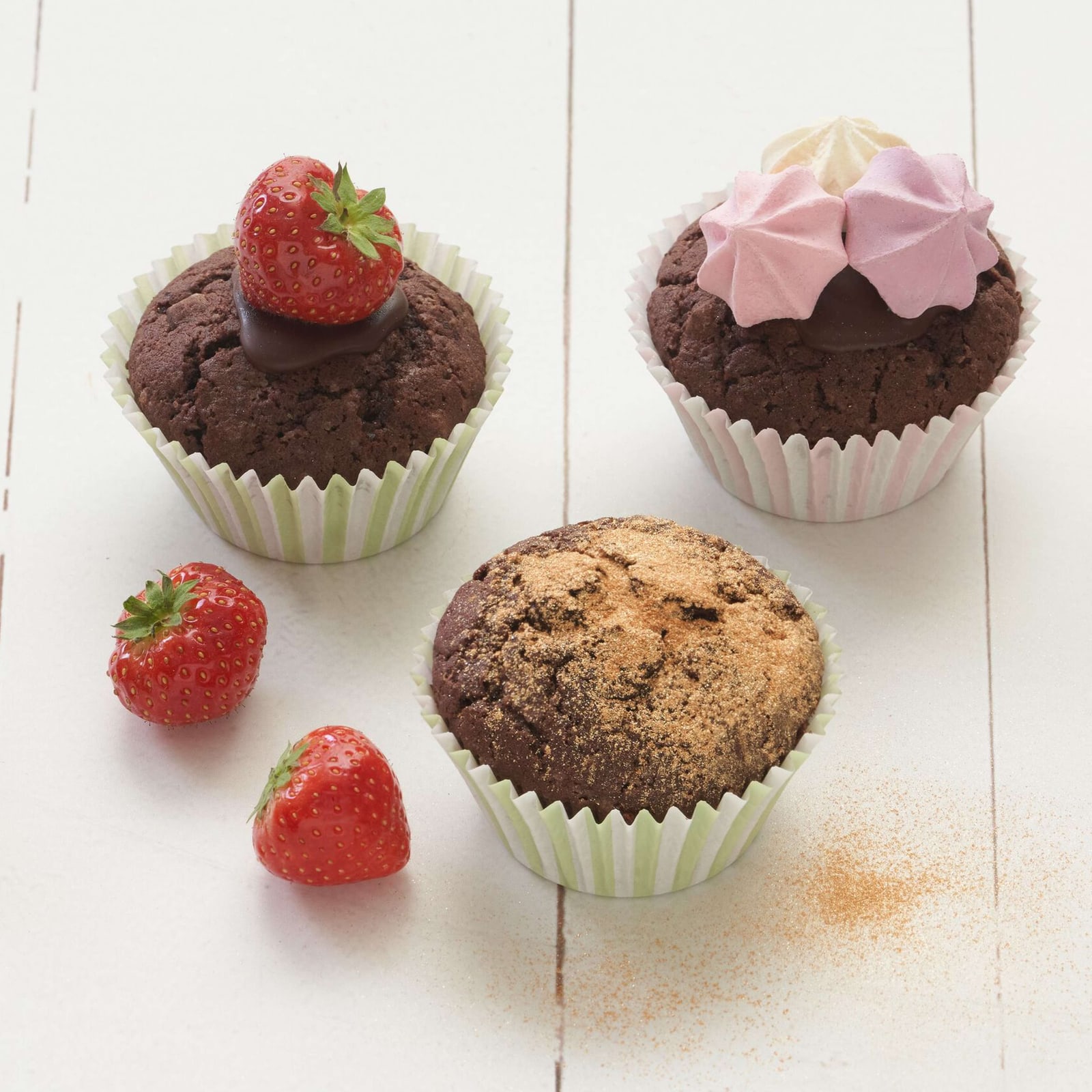 Mandel-Mango-Törtchen mit Erdbeeren | Migusto Mandel-Mango-Törtchen mit Erdbeeren | Migusto