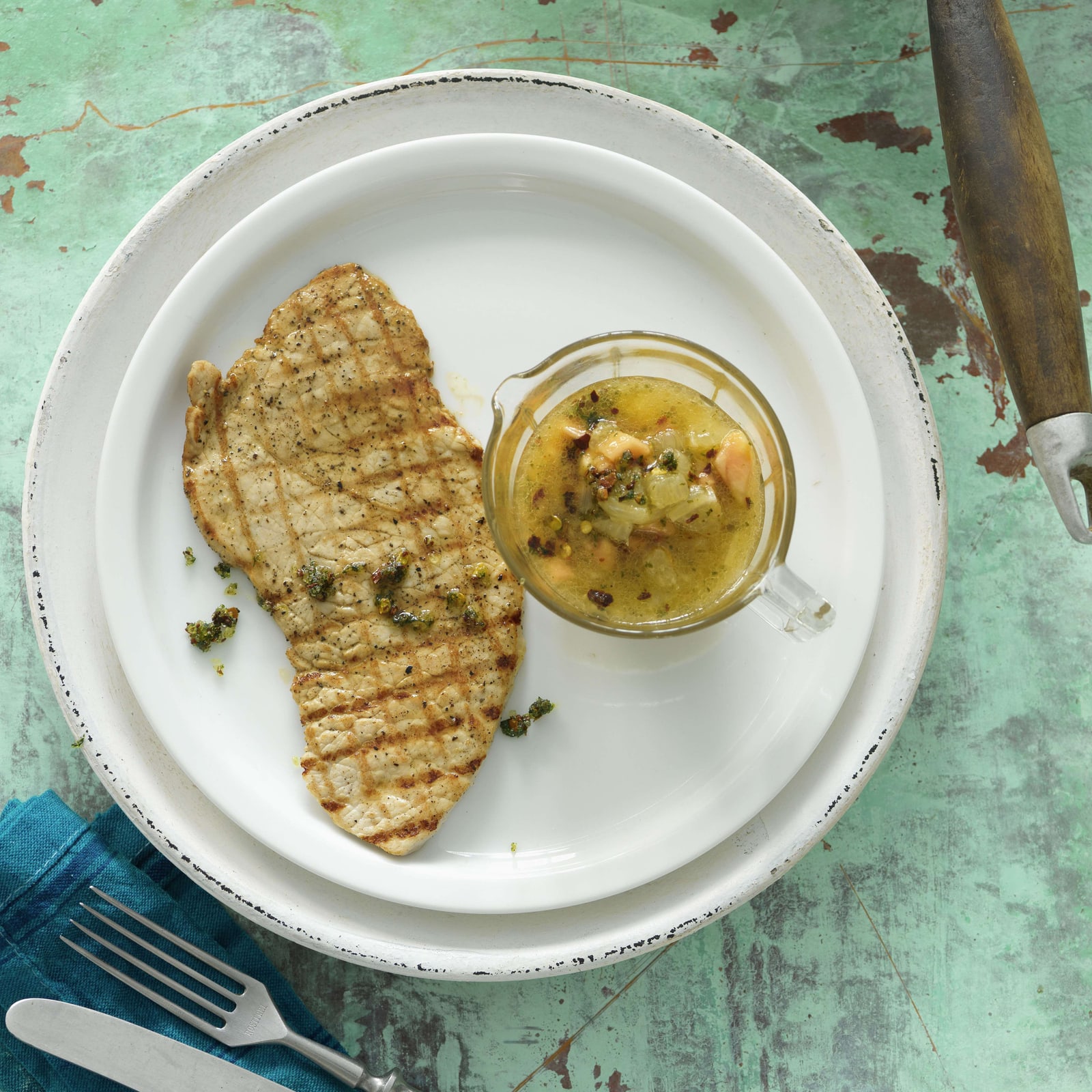 Kalbsschnitzel mit Passionsfrucht-Sauce | Migusto