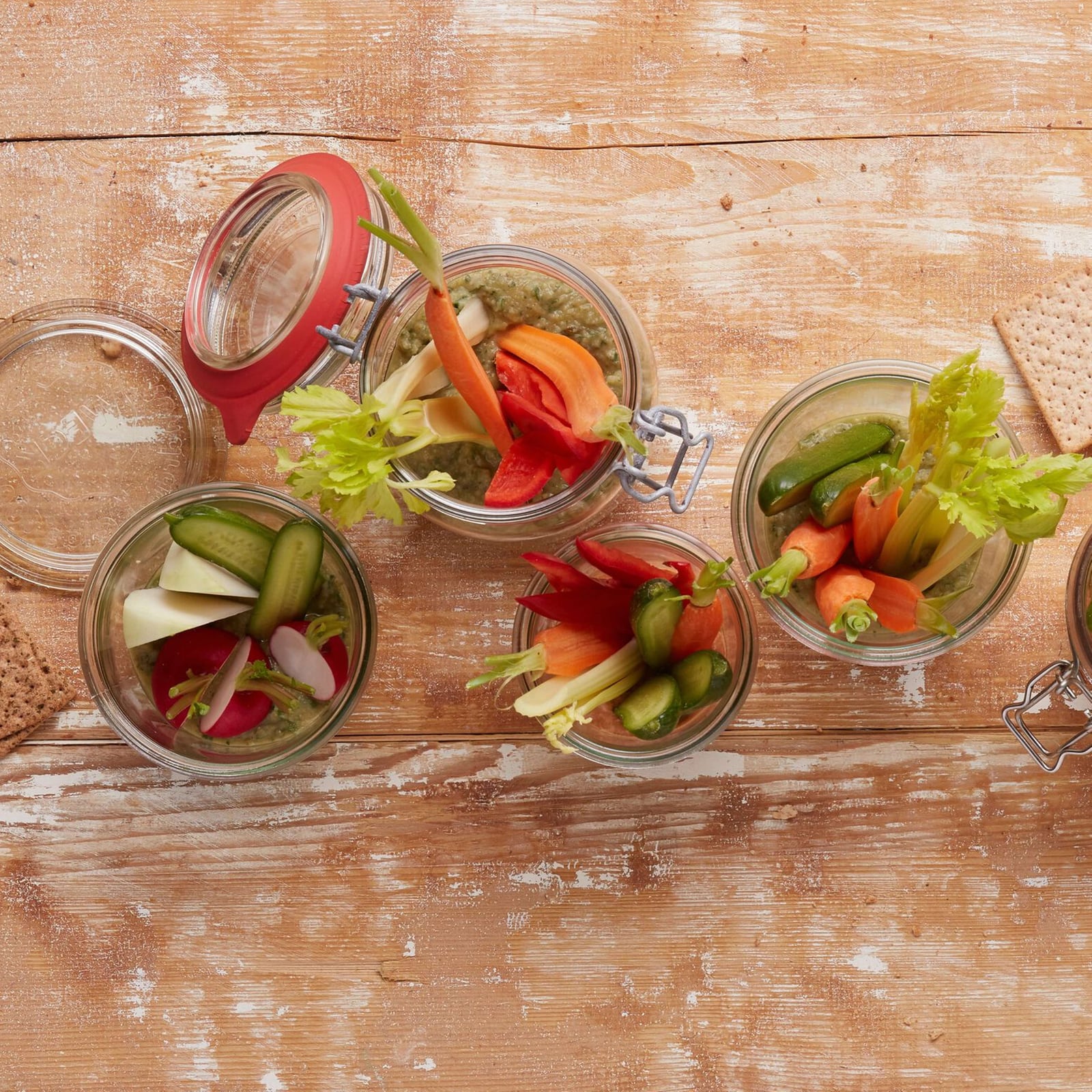 Salat mit weissen Bohnen, Cherrytomaten und Basilikum | Rezept