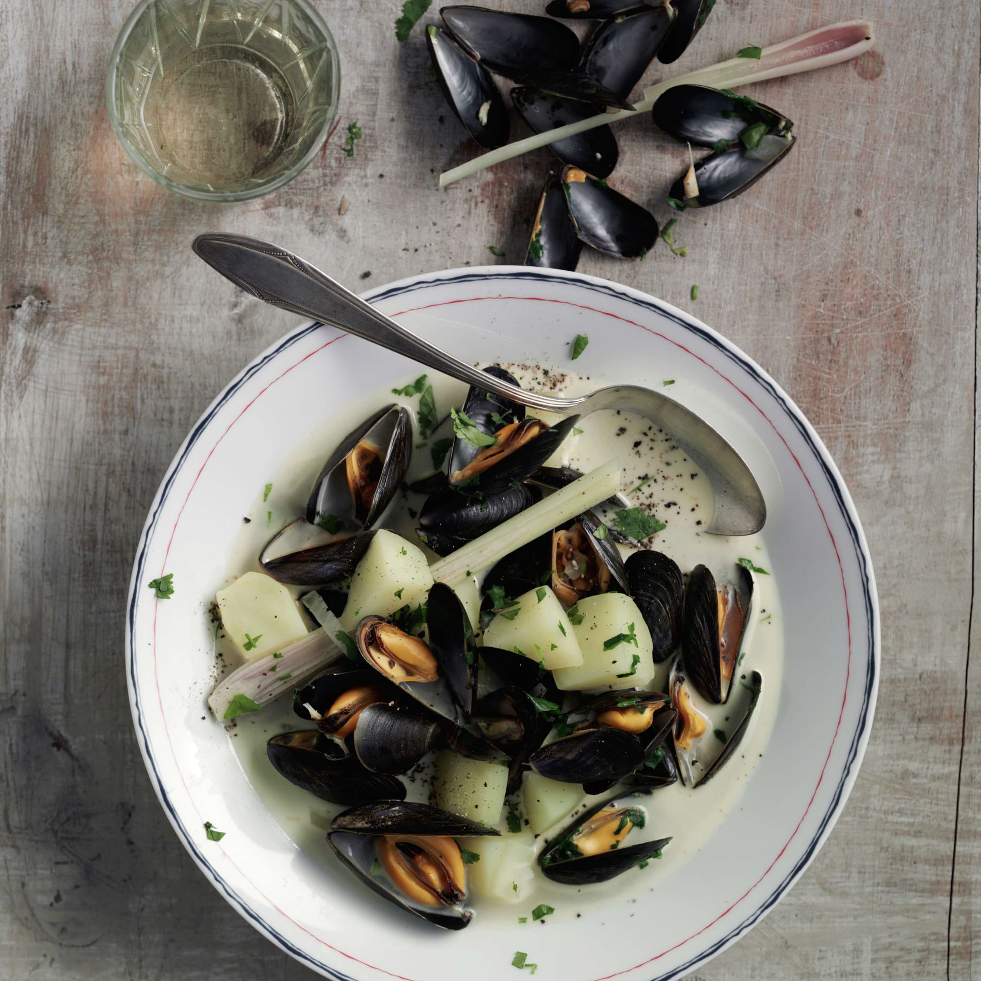 Cozze allo zafferano con porri e carotte Migusto