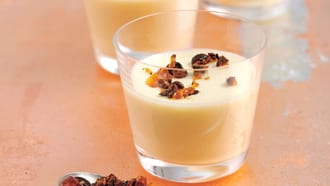 Mousse blanche à l'arôme de café