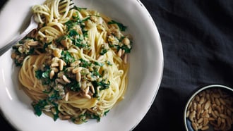 Spaghetti alle melanzane e ai ceci