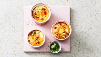 Flan di uova salato al sesamo