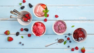 Beeren-Nicecream