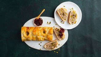Pâté de viande en croûte avec pistaches