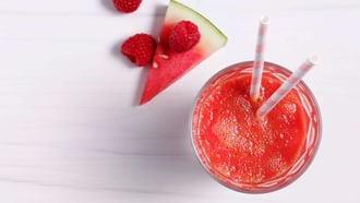 Smoothie alle bacche e al melone