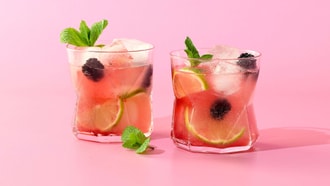 Virgin Blackberry Gin Spritz