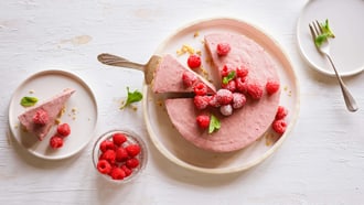Cheesecake aux framboises et à l'açaï