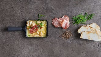 Raclette mit Speck-Sellerie-Topping