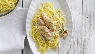 Spaghetti d’épeautre à l’ancienne et saumon au four