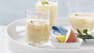 Pfirsich-Buttermilch-Drink