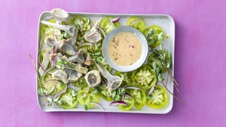 Insalata di carciofi con dressing all'uva e al Cynar
