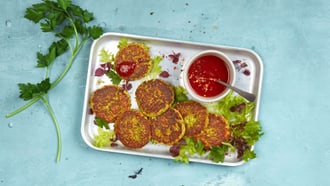 Mini burger di broccoli con ketchup piccante