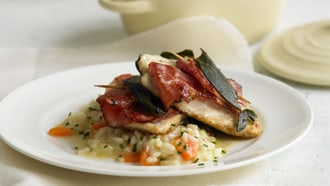 Saltimbocca de truite de rivière et risotto aux carottes