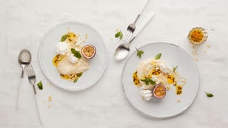 Weisse Schokoladencreme mit Passionsfrucht