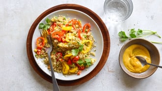 Quinoa fixfertig mit Currysauce