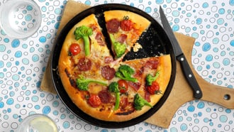 Kuchenblech-Pizza