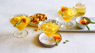 Orangen-Granita mit alkoholfreiem Schaumwein
