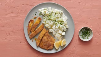 Scaloppina impanata con cavolo rapa