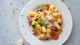 Rigatoni à la salsiccia