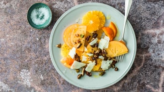 Insalata piccante di arance e cachi Persimon