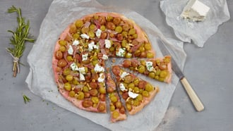 Tatin aux raisins et chèvre frais