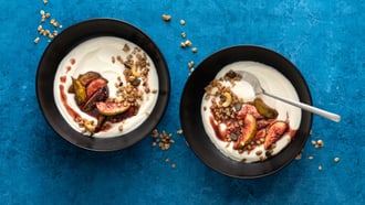Yogurt con composta di fichi