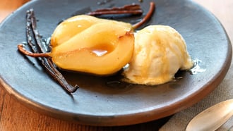 Pere al forno con salsa alla vaniglia