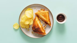 Toast con pancetta e baked beans