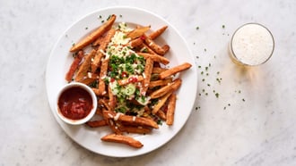 Überbackene Süsskartoffel-Frites
